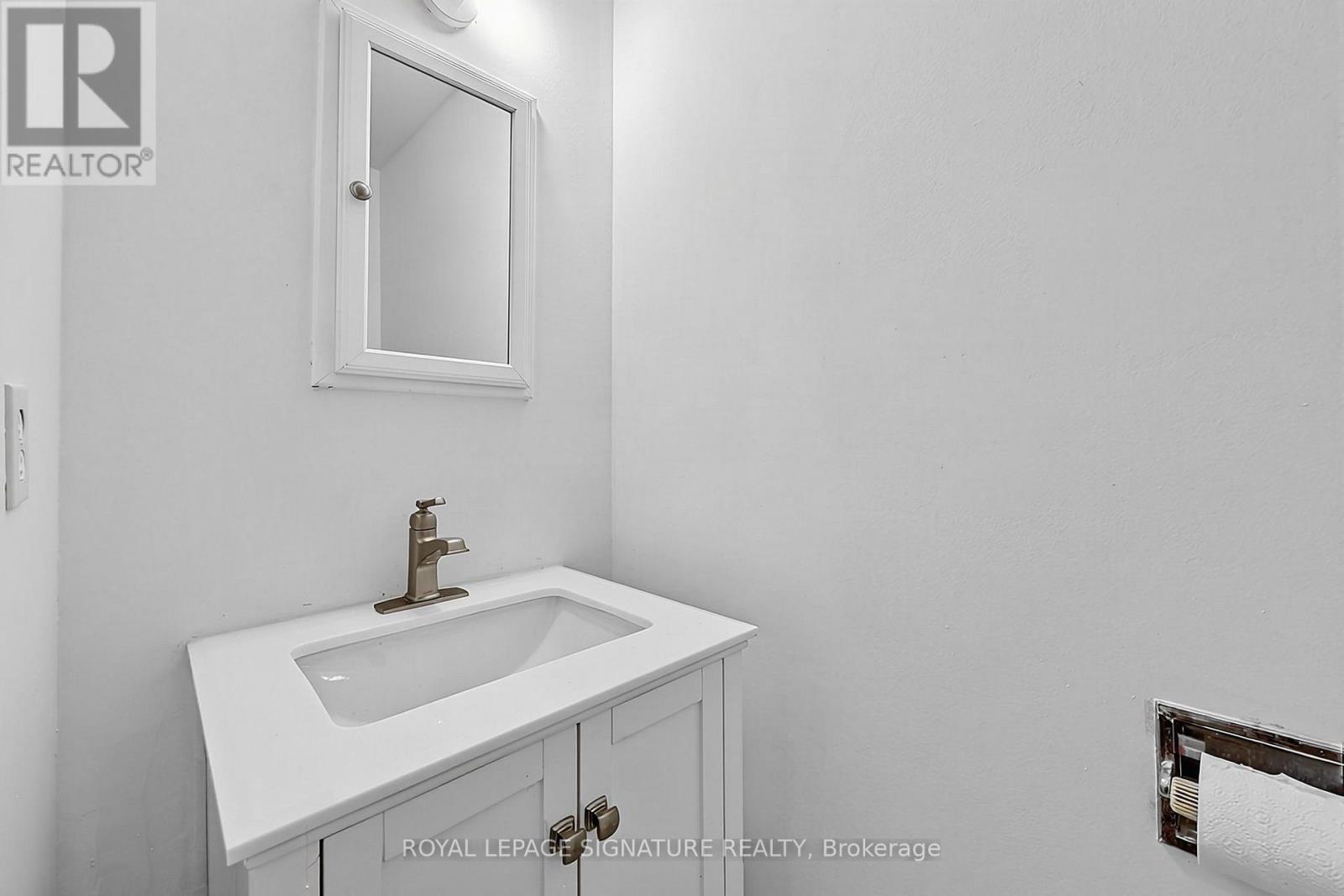5950 Chidham Crescent, Mississauga, Ontario  L5N 2R9 - Photo 31 - W13751456