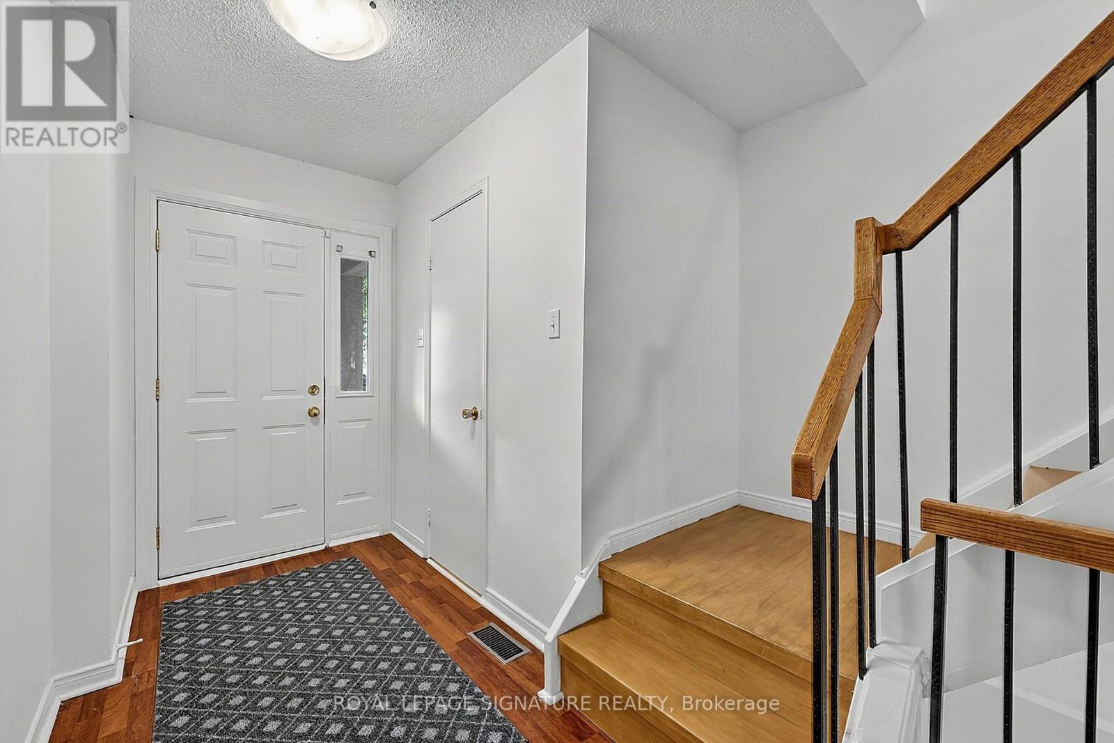 5950 Chidham Crescent, Mississauga, Ontario  L5N 2R9 - Photo 7 - W13751456