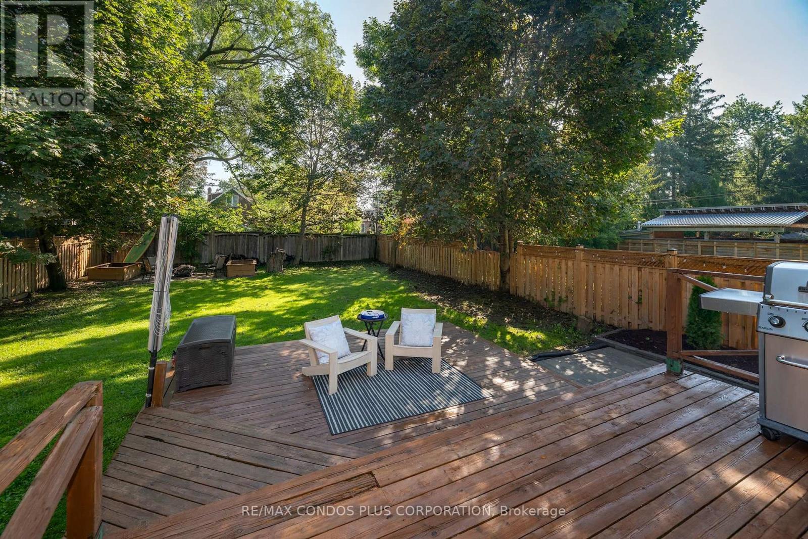 11 Elton Crescent, Toronto, Ontario  M8W 2X9 - Photo 34 - W13751458