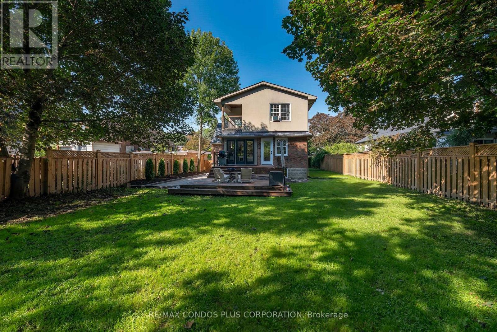 11 Elton Crescent, Toronto, Ontario  M8W 2X9 - Photo 35 - W13751458