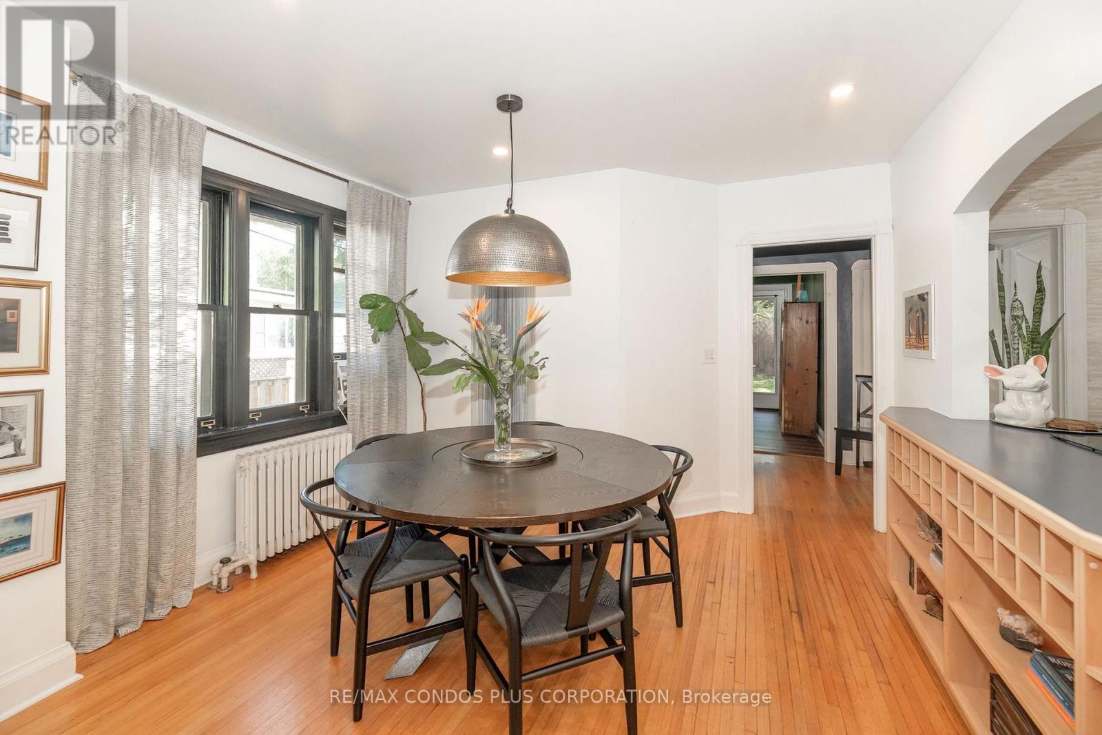 11 Elton Crescent, Toronto, Ontario  M8W 2X9 - Photo 8 - W13751458