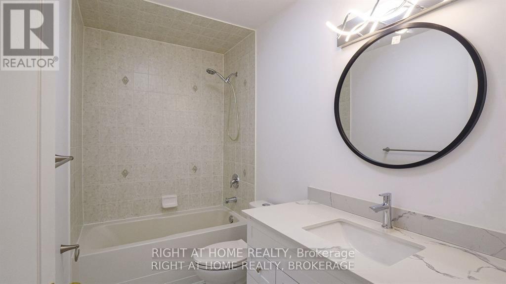 3956 Stardust Drive, Mississauga, Ontario  L5M 8A6 - Photo 28 - W13751538