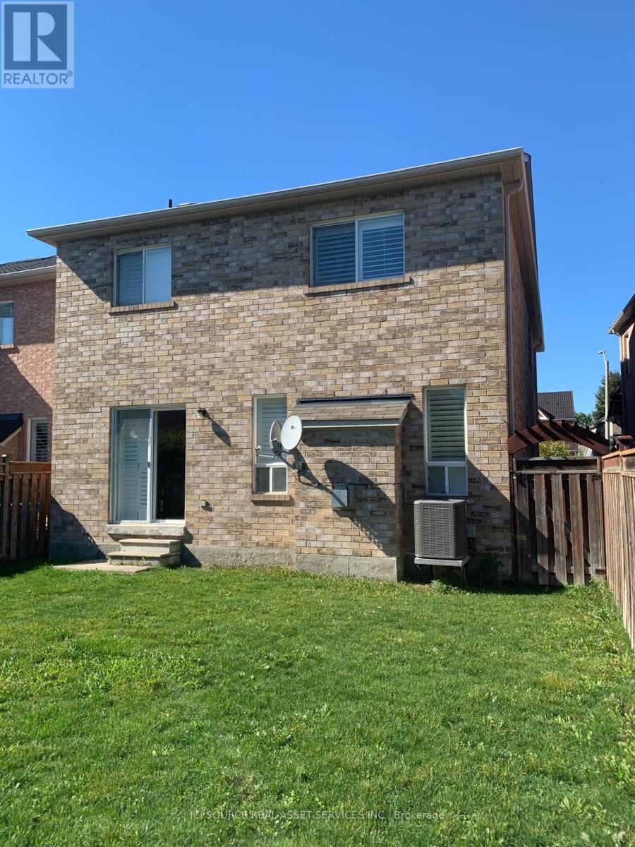 Upper - 4783 Apple Blossom Circle, Mississauga, Ontario  L5V 3C7 - Photo 10 - W13751560