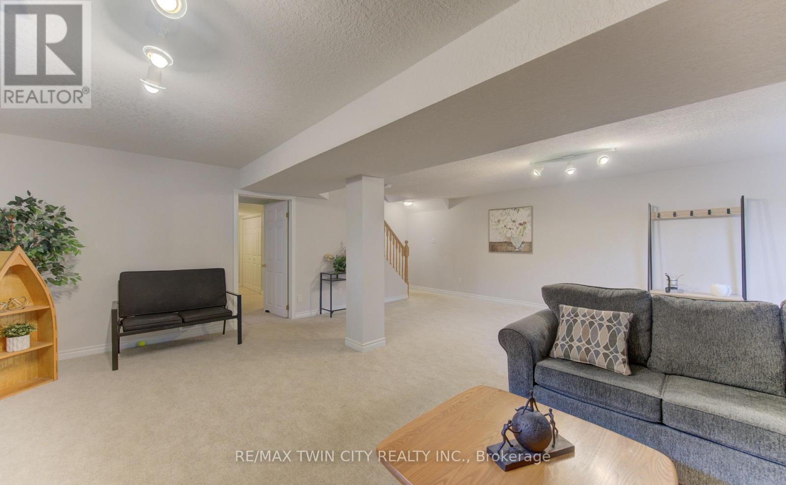 95 York Street E, Centre Wellington, Ontario  N0B 1S0 - Photo 34 - X13751406