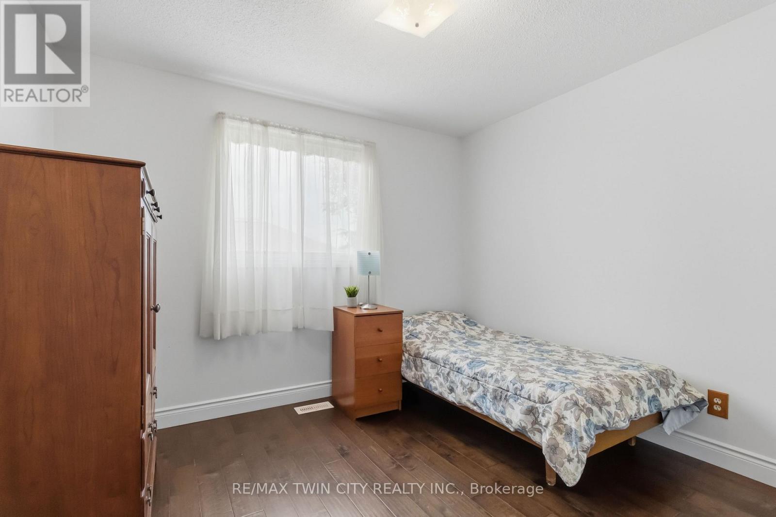 22 Allensgate Drive, Brantford, Ontario N3V 1C8 - Photo 16 - X13751440