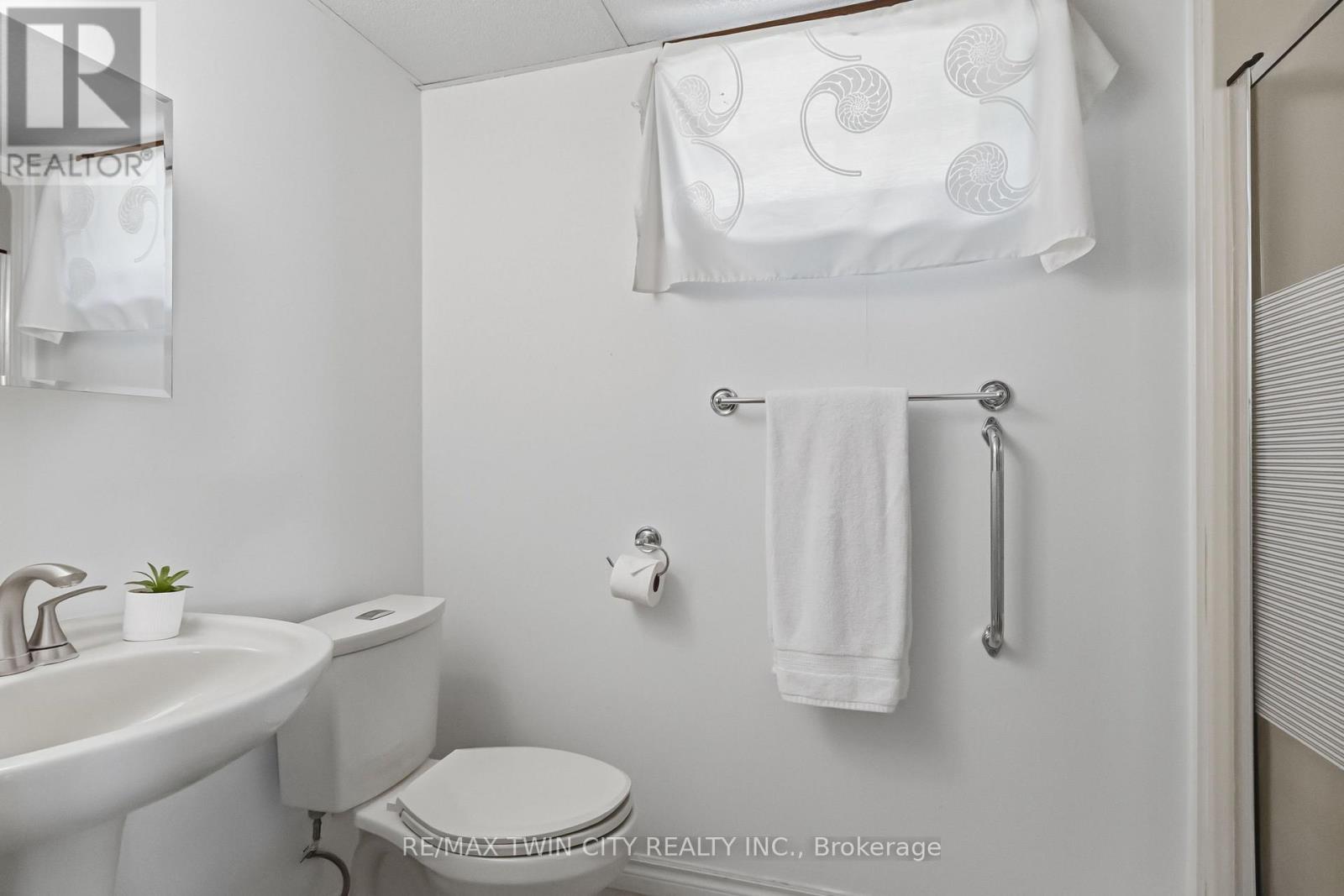 22 Allensgate Drive, Brantford, Ontario N3V 1C8 - Photo 26 - X13751440