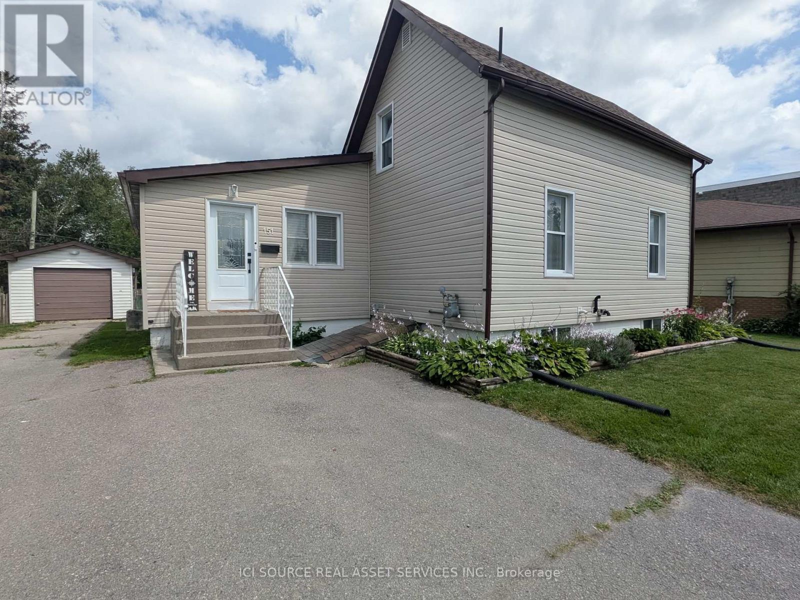 151 Singleton Drive, Belleville, Ontario  K8N 5H4 - Photo 2 - X13751506