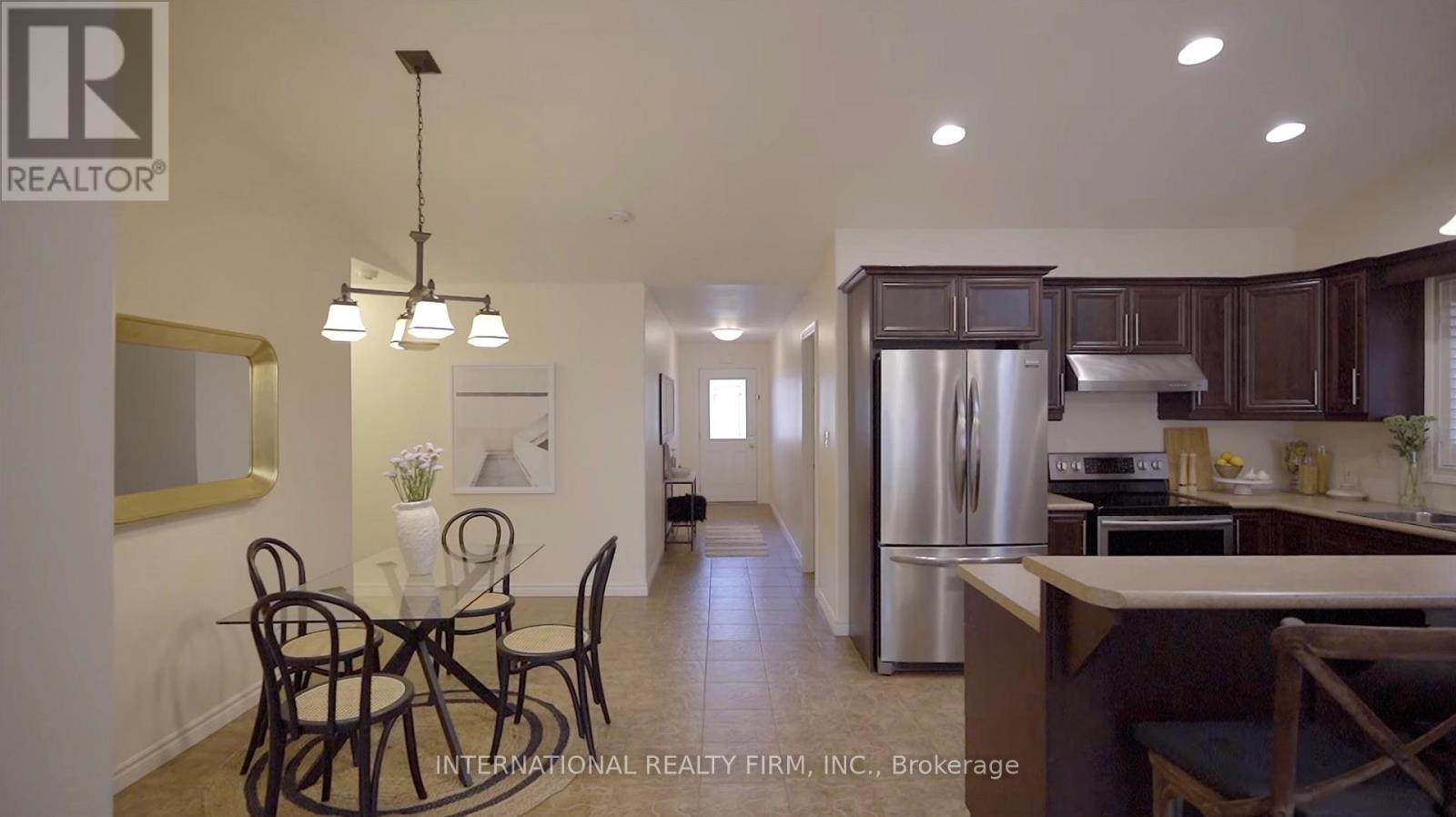 1795 Katella Avenue, Essex, Ontario  N8P 0A3 - Photo 2 - X13751512