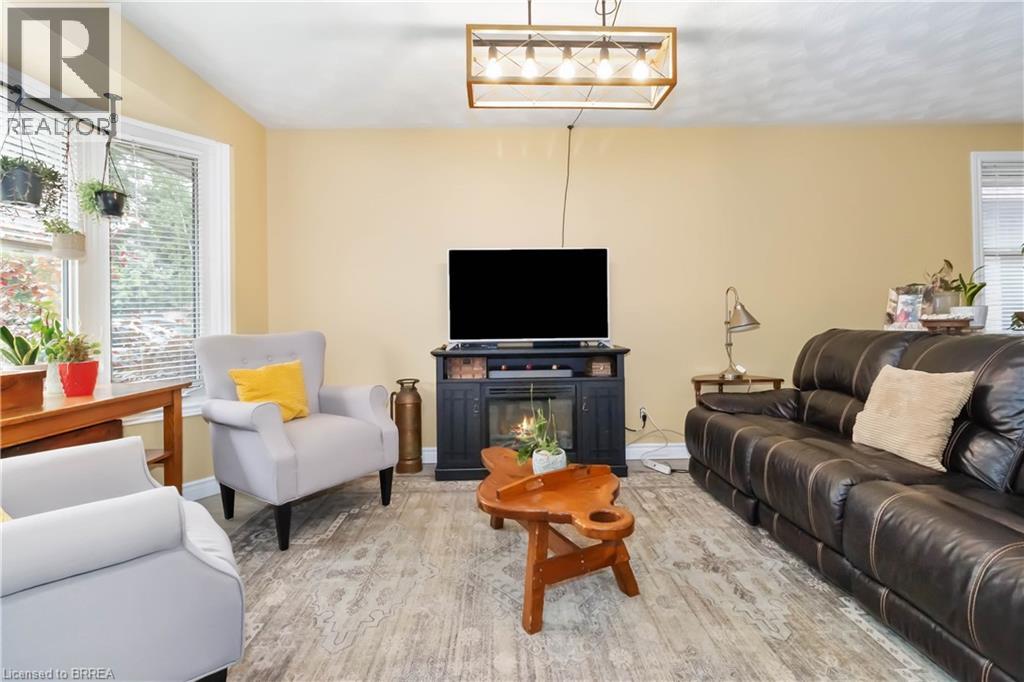 79 Donly Drive S, Simcoe, Ontario  N3Y 5H1 - Photo 3 - 40860880