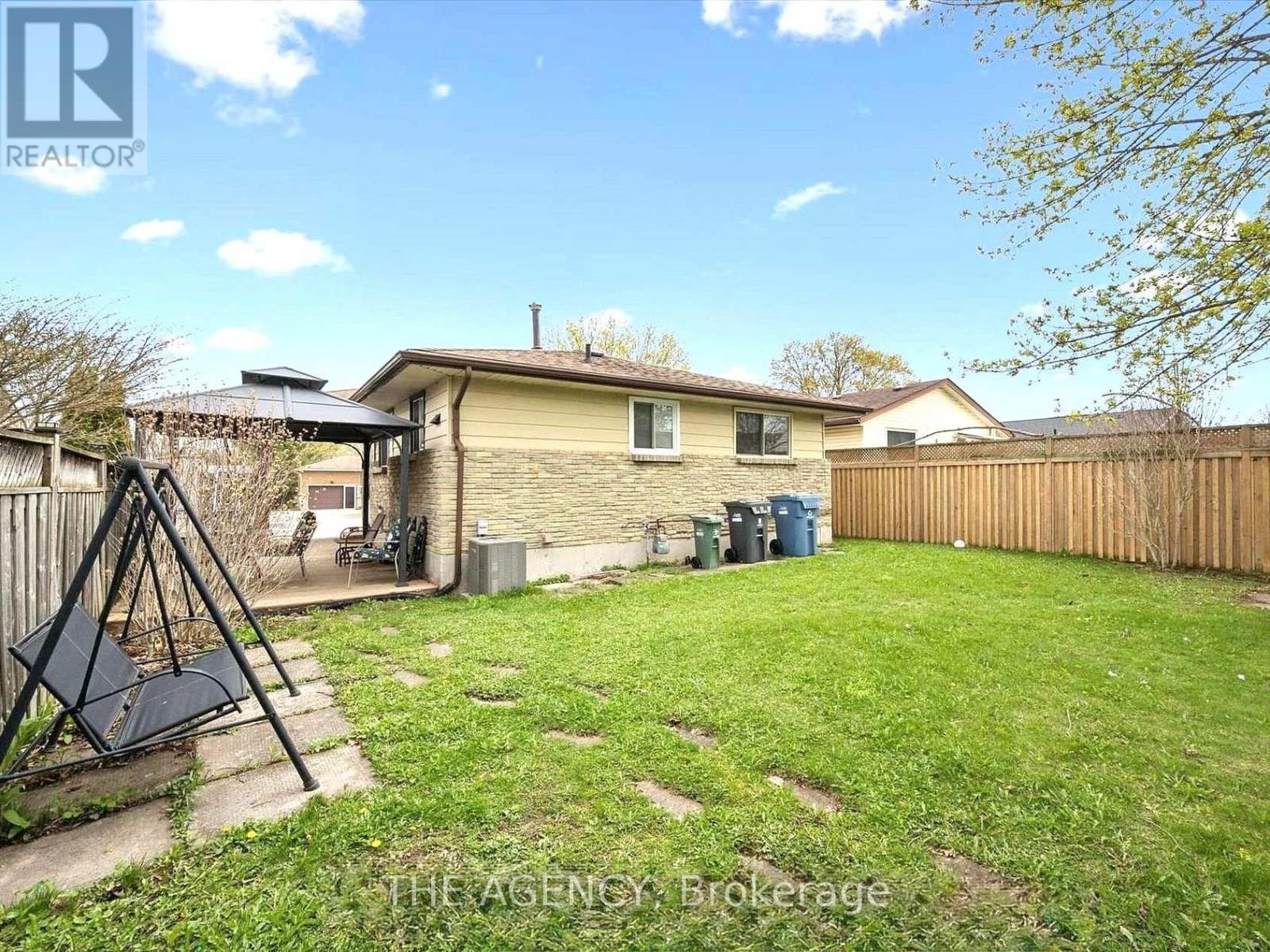14 Muskoka Drive, Guelph, Ontario  N1E 3M7 - Photo 30 - X13750822