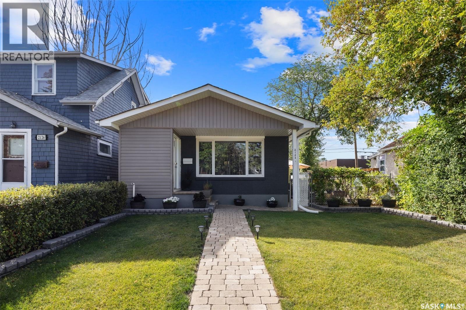 2122 Wascana Street, Regina, Saskatchewan  S4T 4J9 - Photo 2 - SK047644