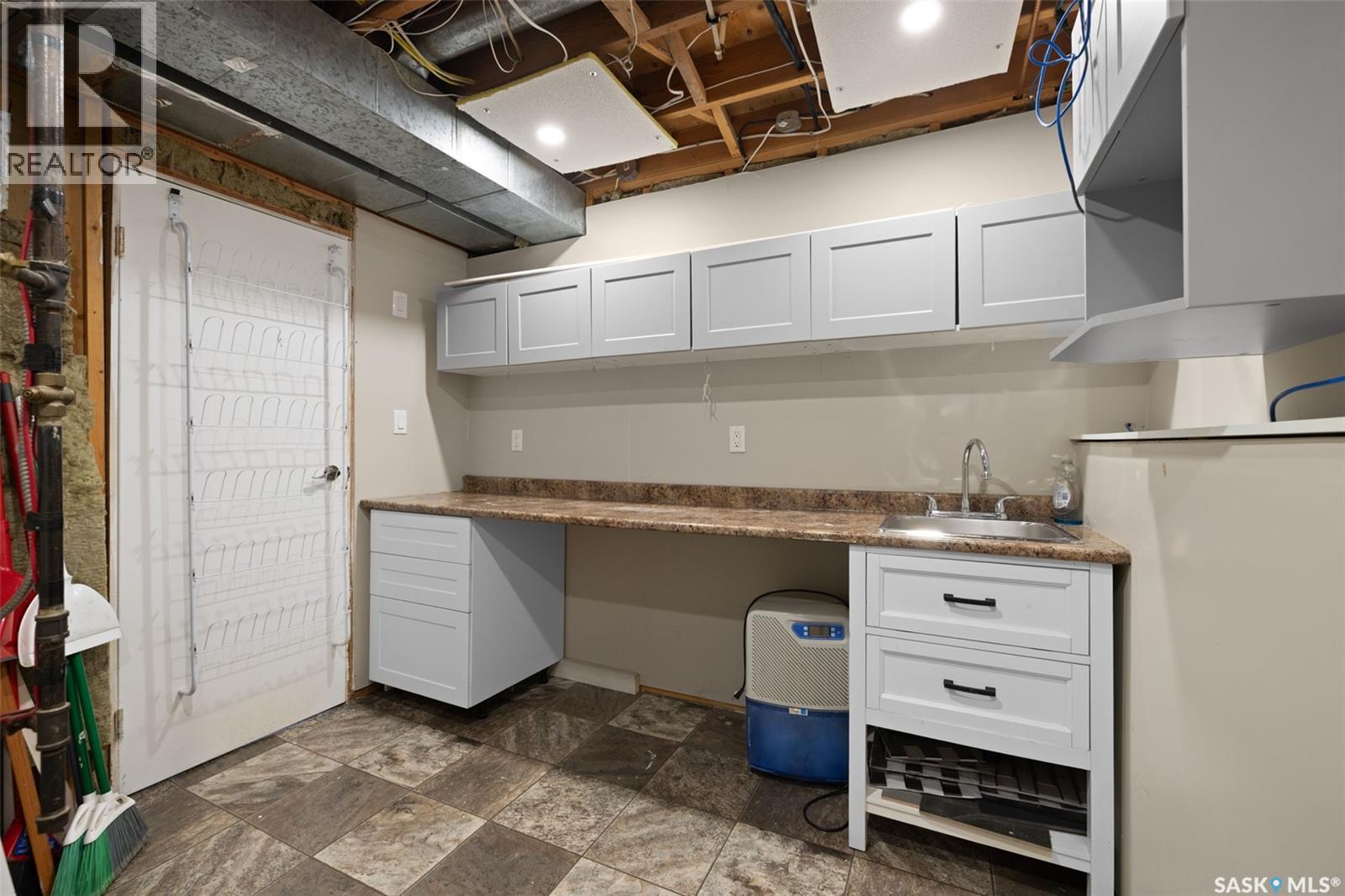 1538 Spadina Street W, Moose Jaw, Saskatchewan  S6H 7E6 - Photo 31 - SK047529