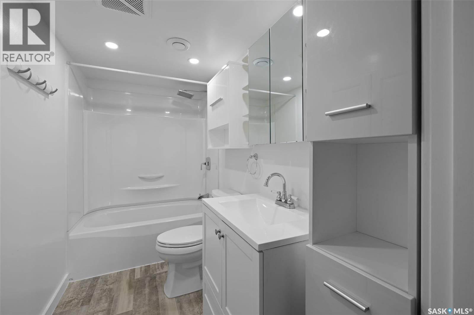 1538 Spadina Street W, Moose Jaw, Saskatchewan  S6H 7E6 - Photo 32 - SK047529