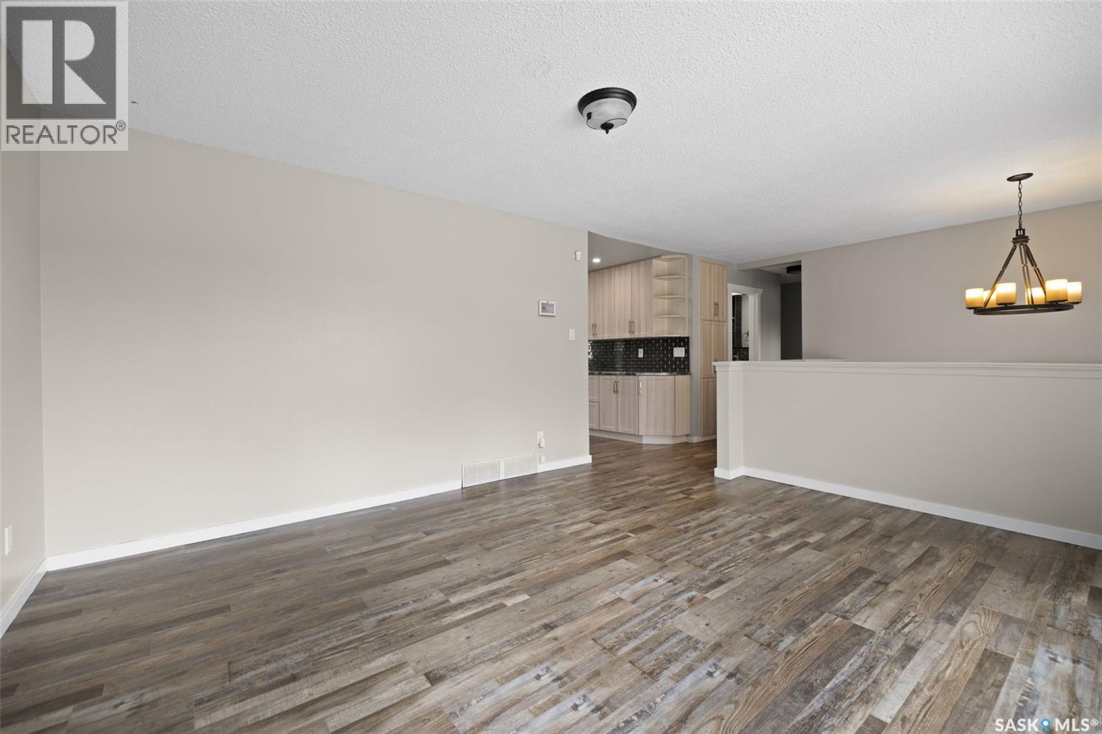 1538 Spadina Street W, Moose Jaw, Saskatchewan  S6H 7E6 - Photo 6 - SK047529