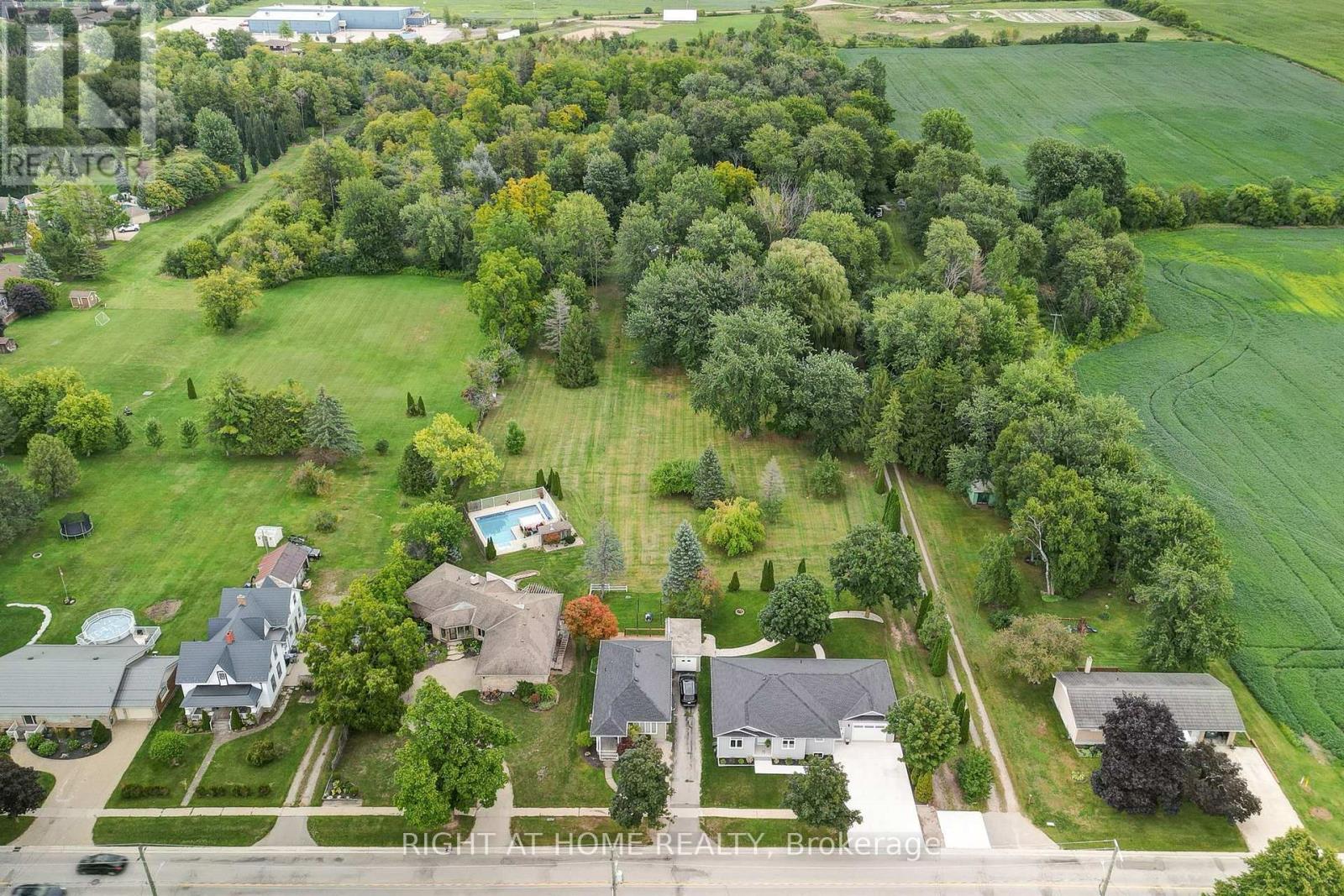 41 Goshen Street S, Bluewater, Ontario  N0M 1T0 - Photo 4 - X13751588