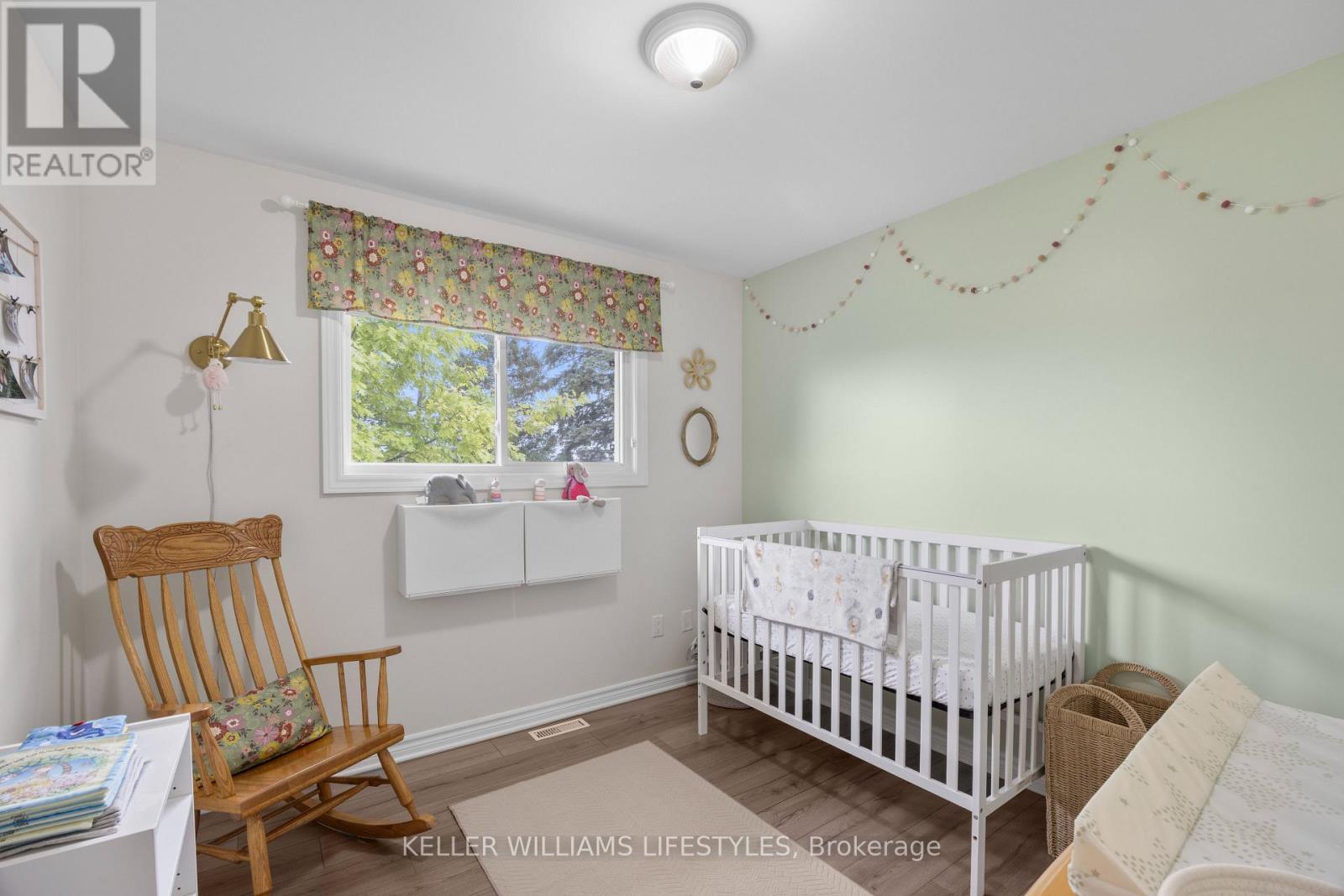 188 Queen Street, North Middlesex, Ontario  N0M 1A0 - Photo 15 - X13751710