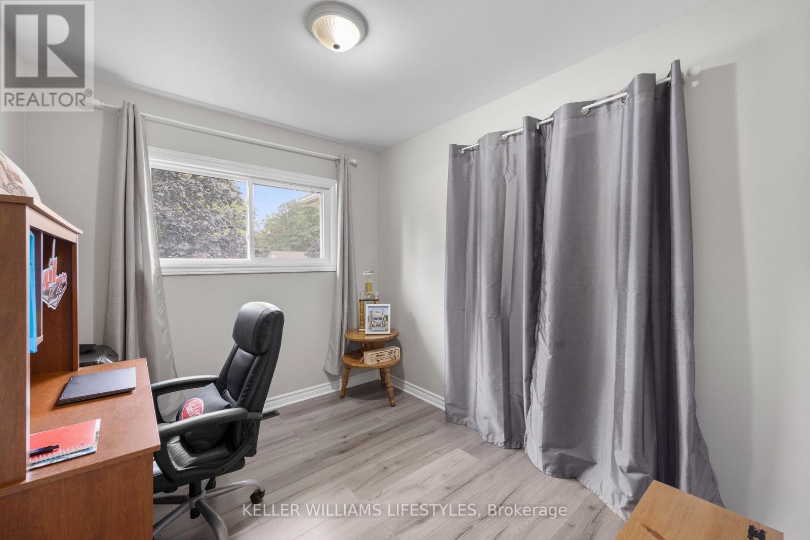 188 Queen Street, North Middlesex, Ontario  N0M 1A0 - Photo 17 - X13751710