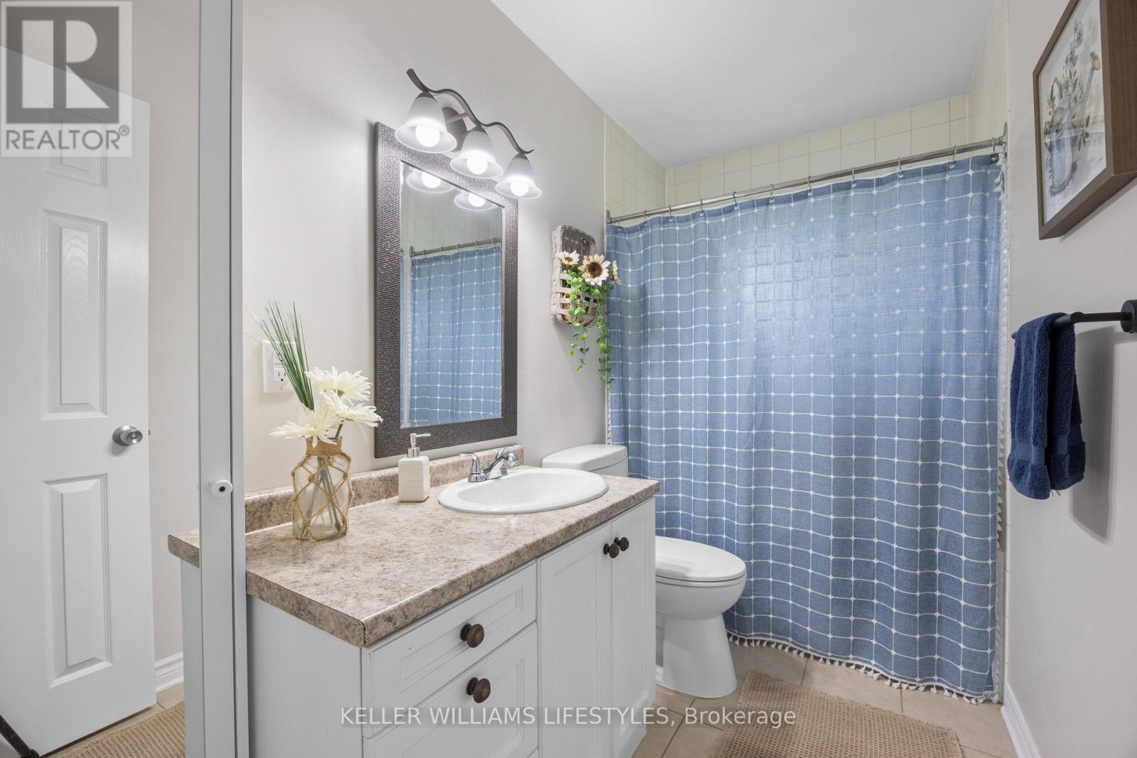 188 Queen Street, North Middlesex, Ontario  N0M 1A0 - Photo 19 - X13751710