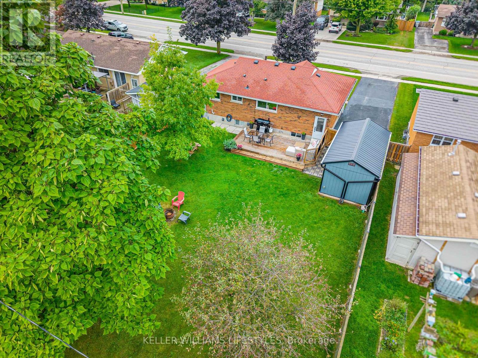 188 Queen Street, North Middlesex, Ontario  N0M 1A0 - Photo 3 - X13751710