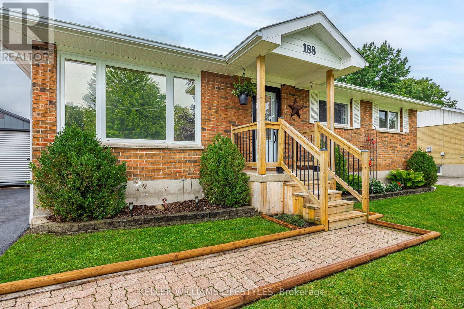 188 Queen Street, North Middlesex, Ontario  N0M 1A0 - Photo 44 - X13751710