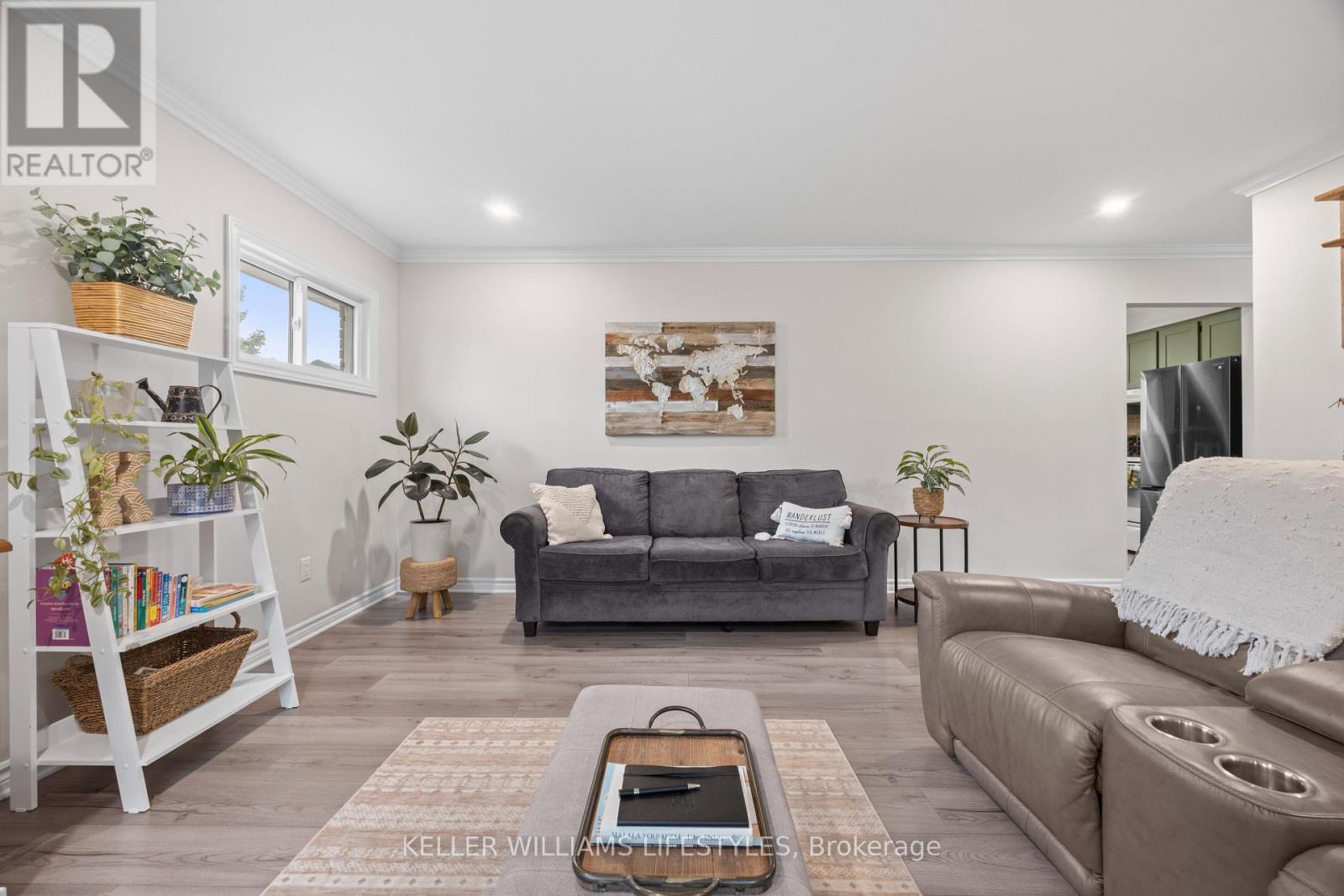 188 Queen Street, North Middlesex, Ontario  N0M 1A0 - Photo 9 - X13751710