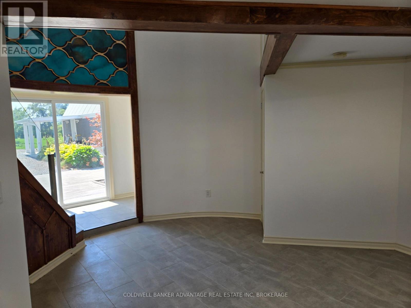 8731 Ridge Road, Niagara Falls, Ontario  L3B 5N7 - Photo 11 - X13751628