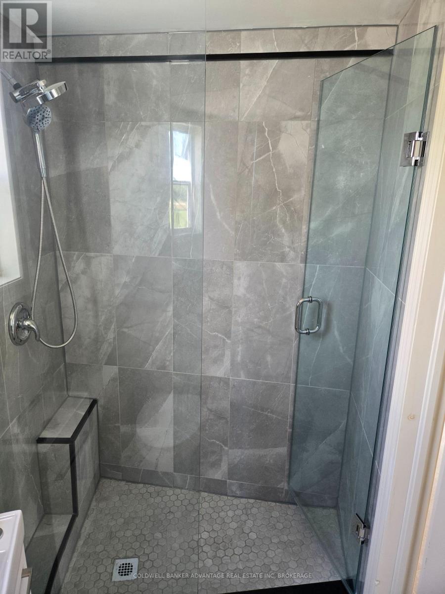8731 Ridge Road, Niagara Falls, Ontario  L3B 5N7 - Photo 9 - X13751628