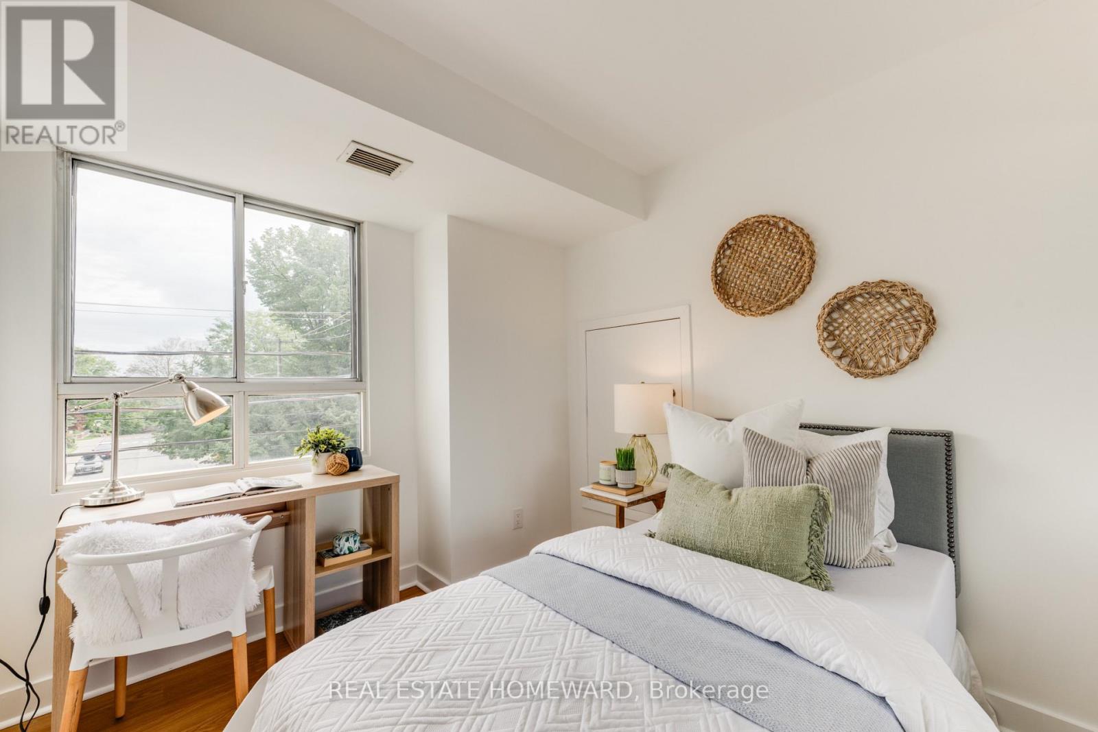 304 - 716 Kingston Road, Toronto, Ontario  M4E 1R7 - Photo 14 - E13751606