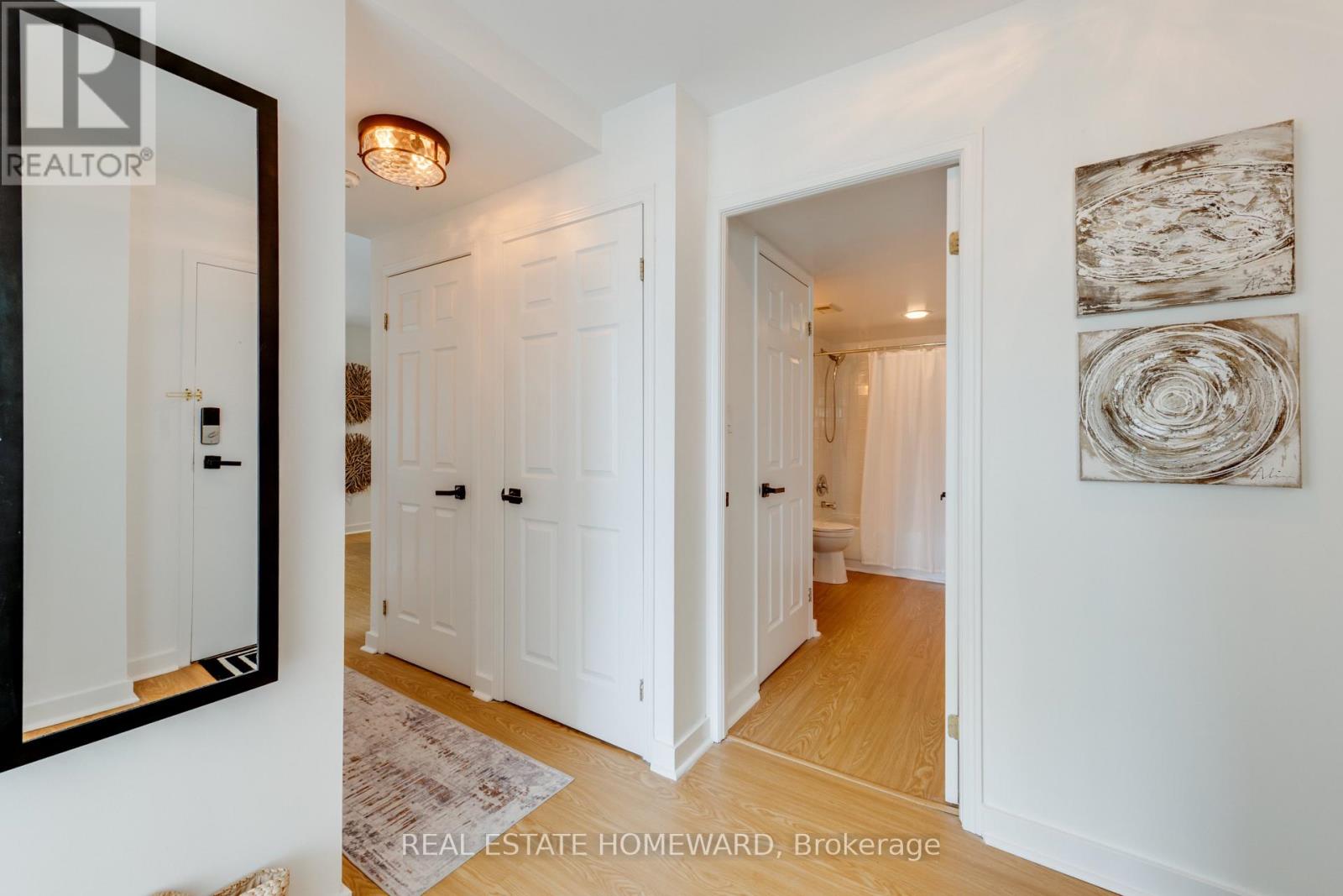 304 - 716 Kingston Road, Toronto, Ontario  M4E 1R7 - Photo 2 - E13751606
