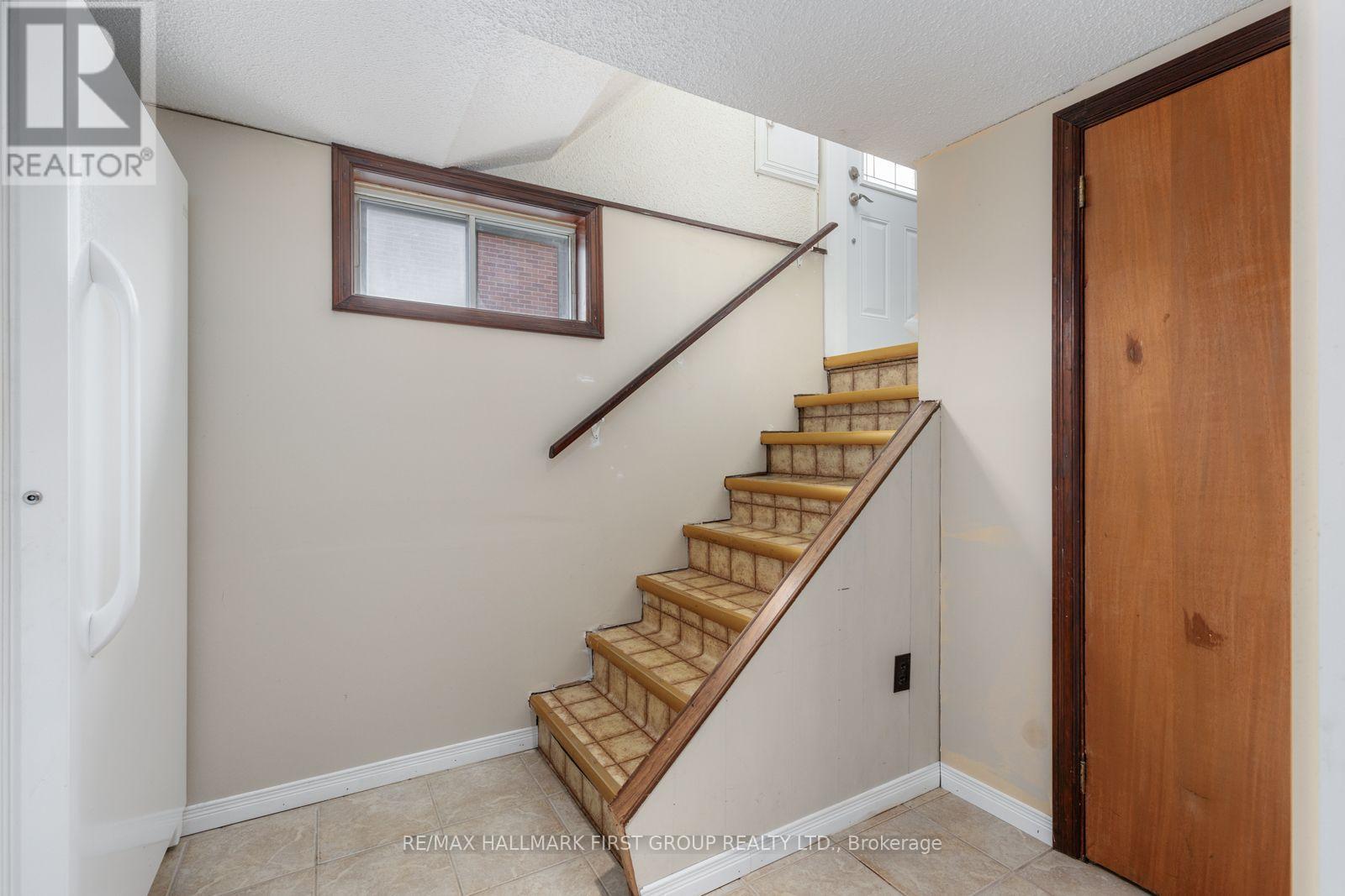 205 Farewell Street, Oshawa, Ontario  L1H 6L6 - Photo 23 - E13751652