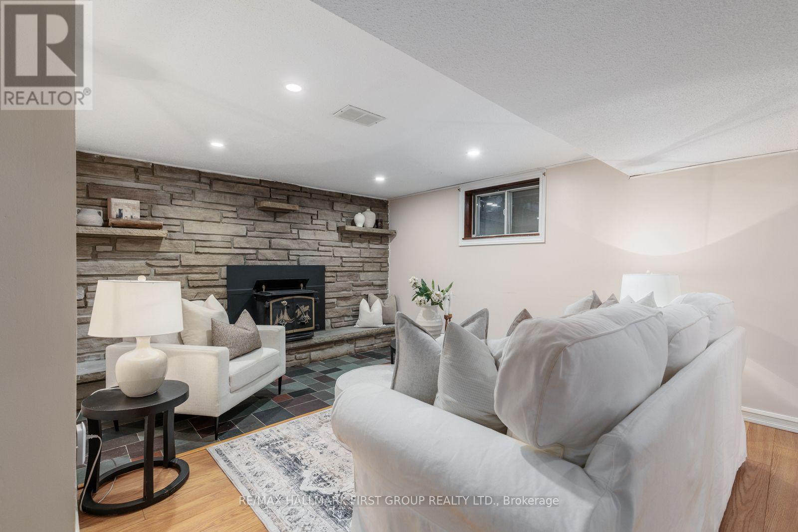 205 Farewell Street, Oshawa, Ontario  L1H 6L6 - Photo 24 - E13751652