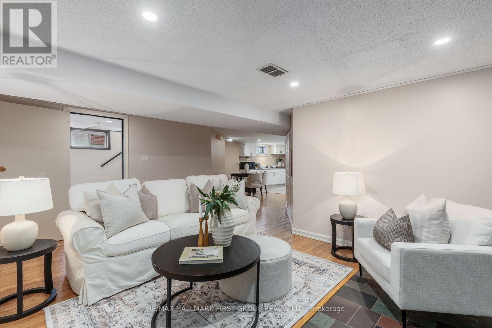 205 Farewell Street, Oshawa, Ontario  L1H 6L6 - Photo 25 - E13751652
