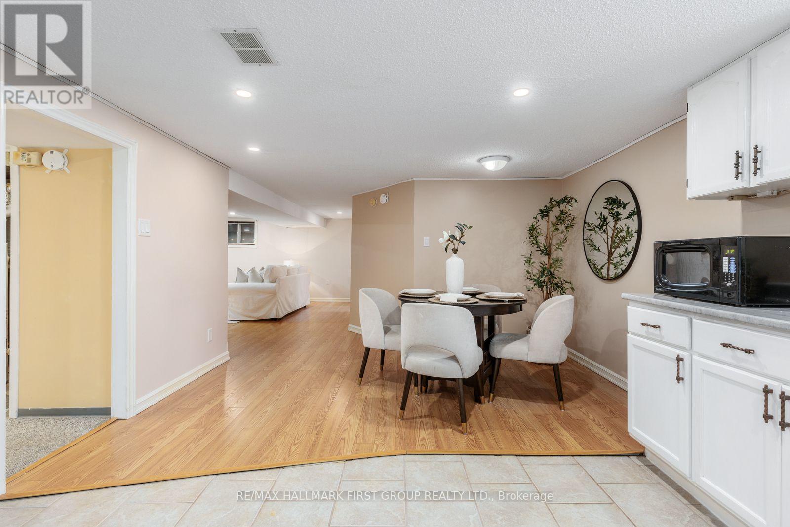 205 Farewell Street, Oshawa, Ontario  L1H 6L6 - Photo 28 - E13751652