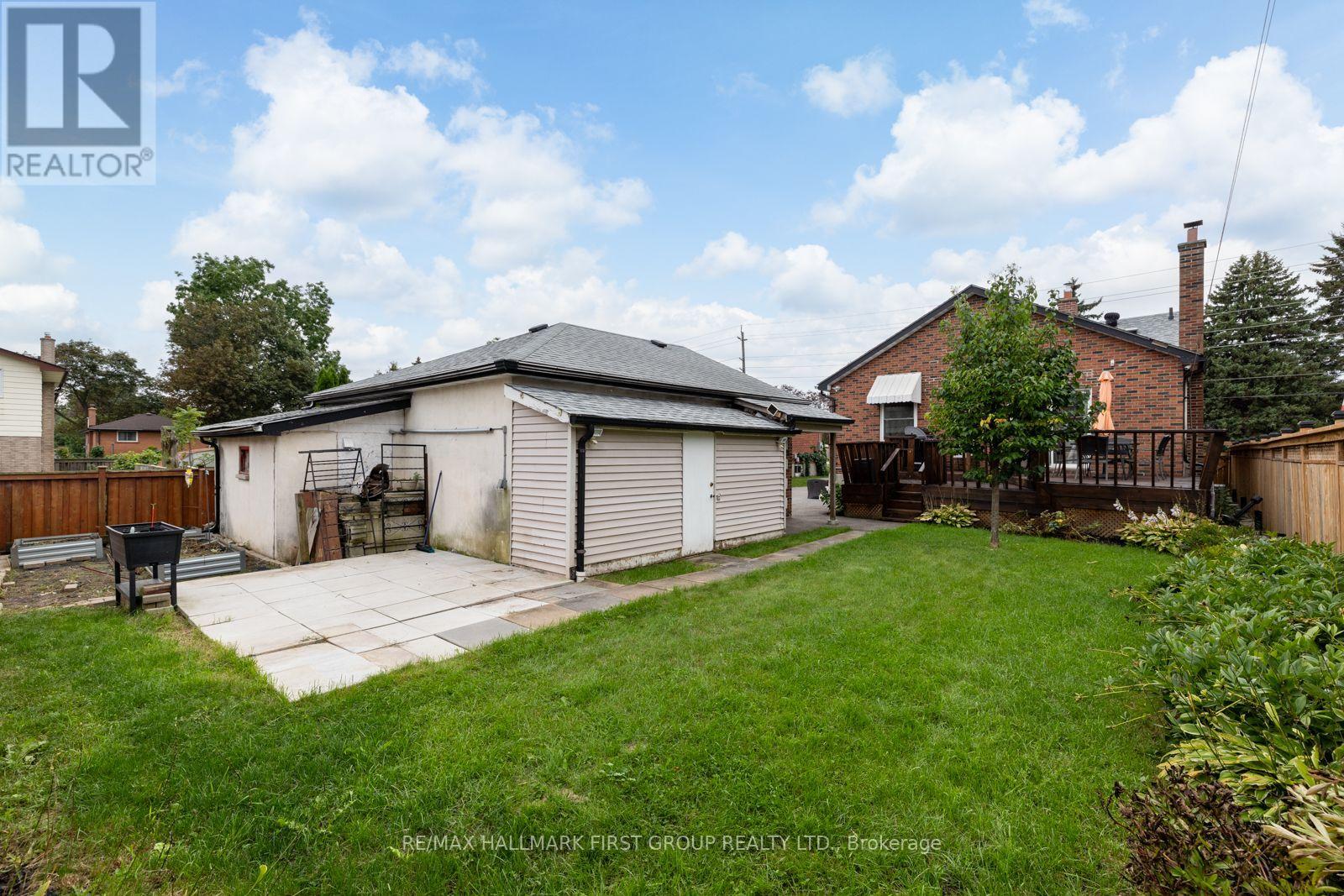 205 Farewell Street, Oshawa, Ontario  L1H 6L6 - Photo 41 - E13751652