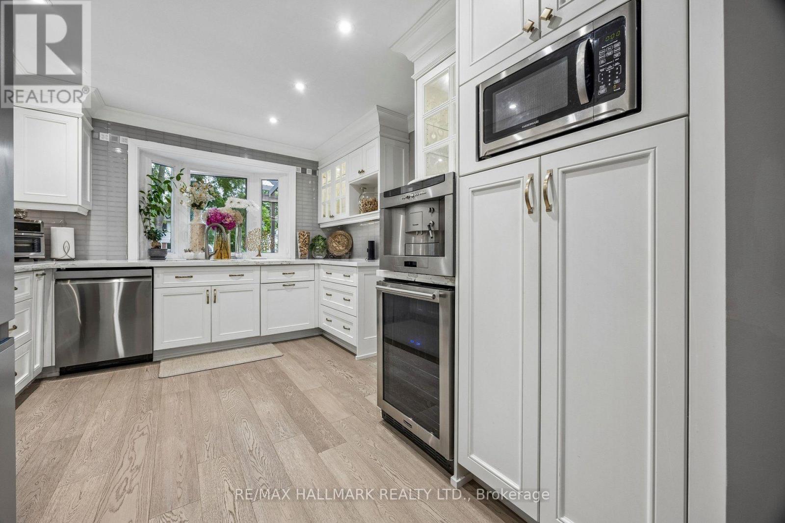 69 Nisbet Drive, Aurora, Ontario  L4G 2K6 - Photo 15 - N13751586