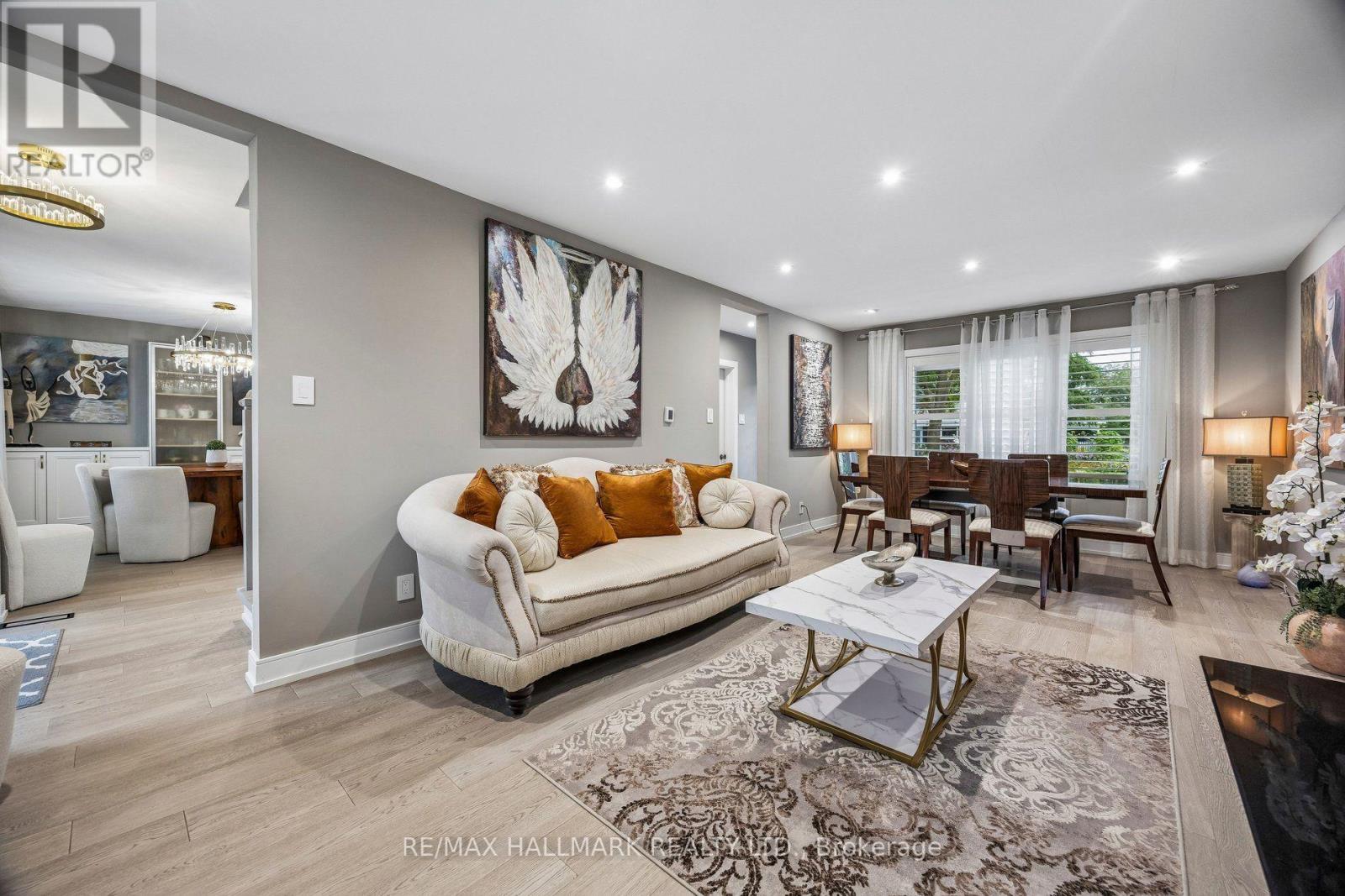 69 Nisbet Drive, Aurora, Ontario  L4G 2K6 - Photo 7 - N13751586