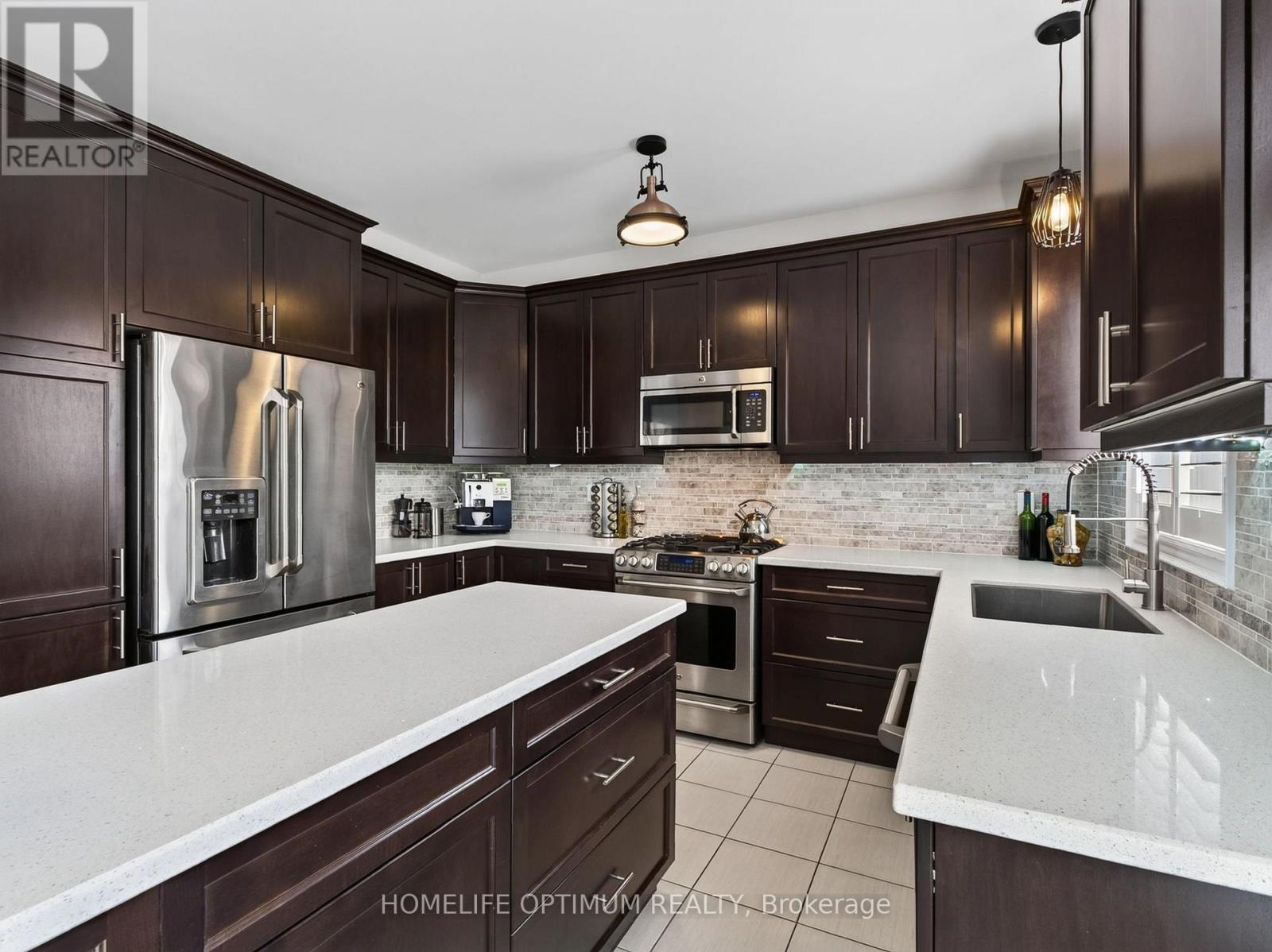 83 Strachan Trail, New Tecumseth, Ontario L0G 1A0 - Photo 11 - N13751600