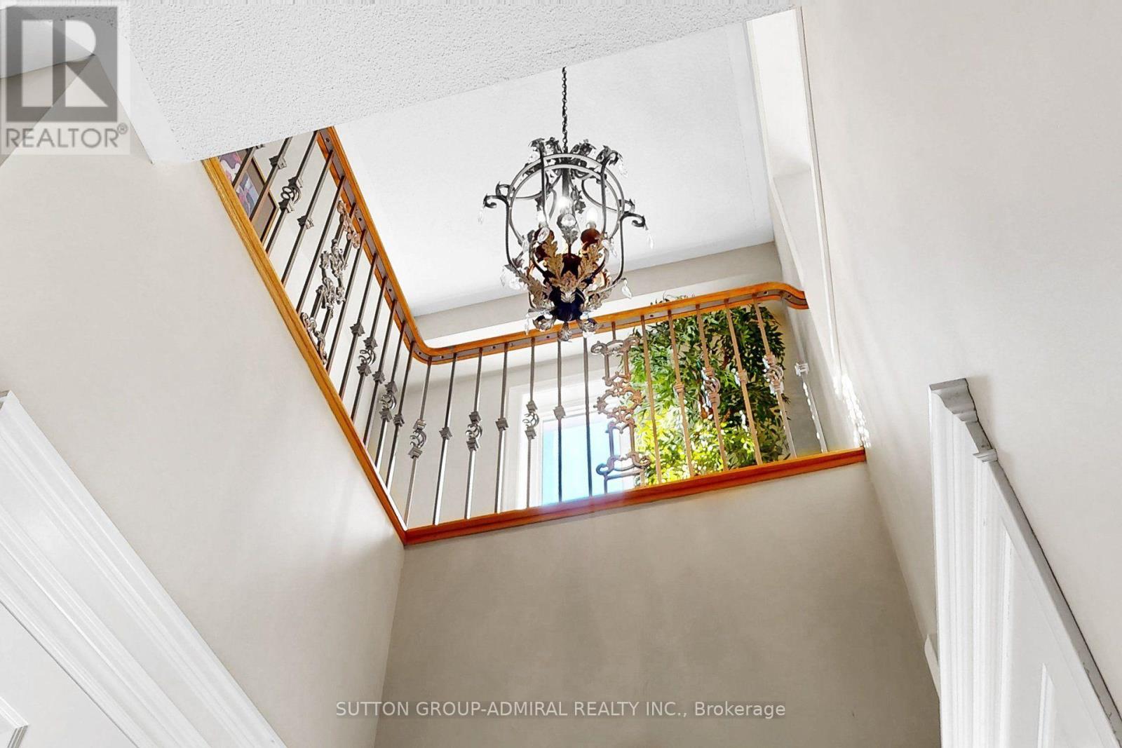 2002 John Street, Markham, Ontario  L3T 1Z1 - Photo 5 - N13751604