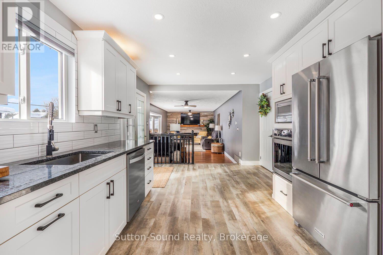 35 Pine Tree Drive, South Bruce Peninsula, Ontario  N0H 1P0 - Photo 16 - X13751598