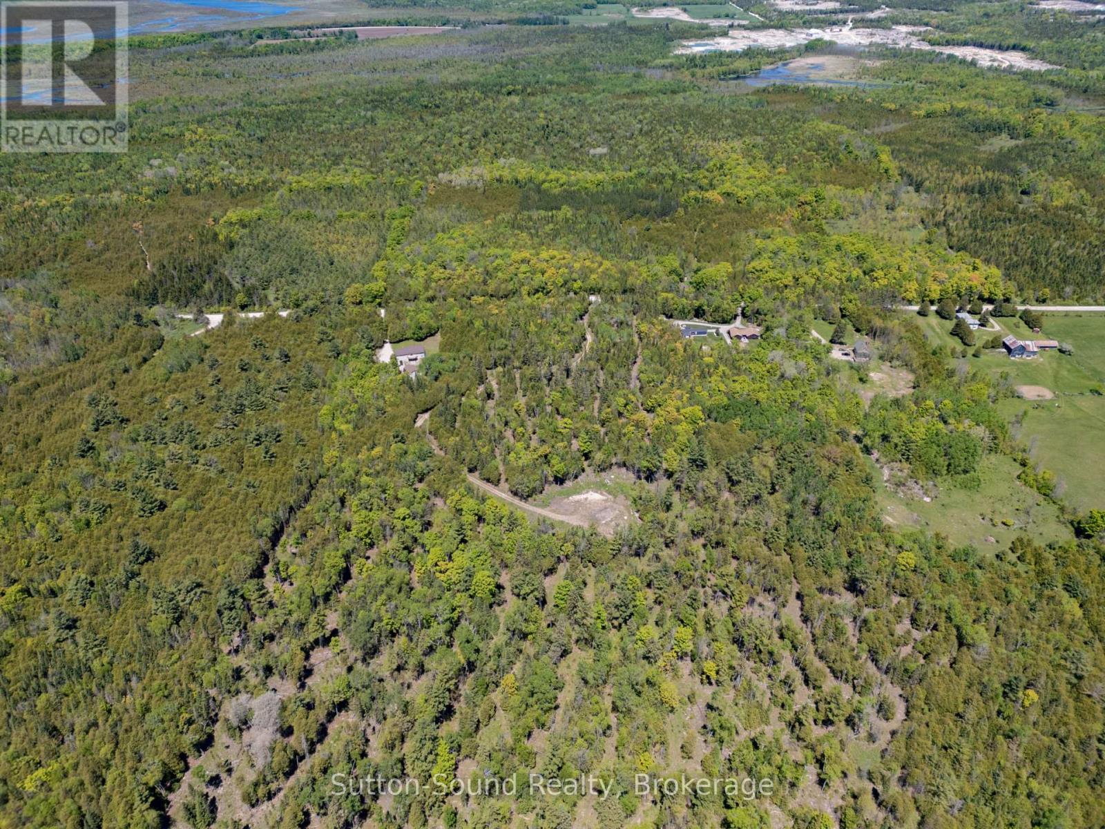 379 Elm Road, South Bruce Peninsula, Ontario  N0H 2T0 - Photo 3 - X13751602