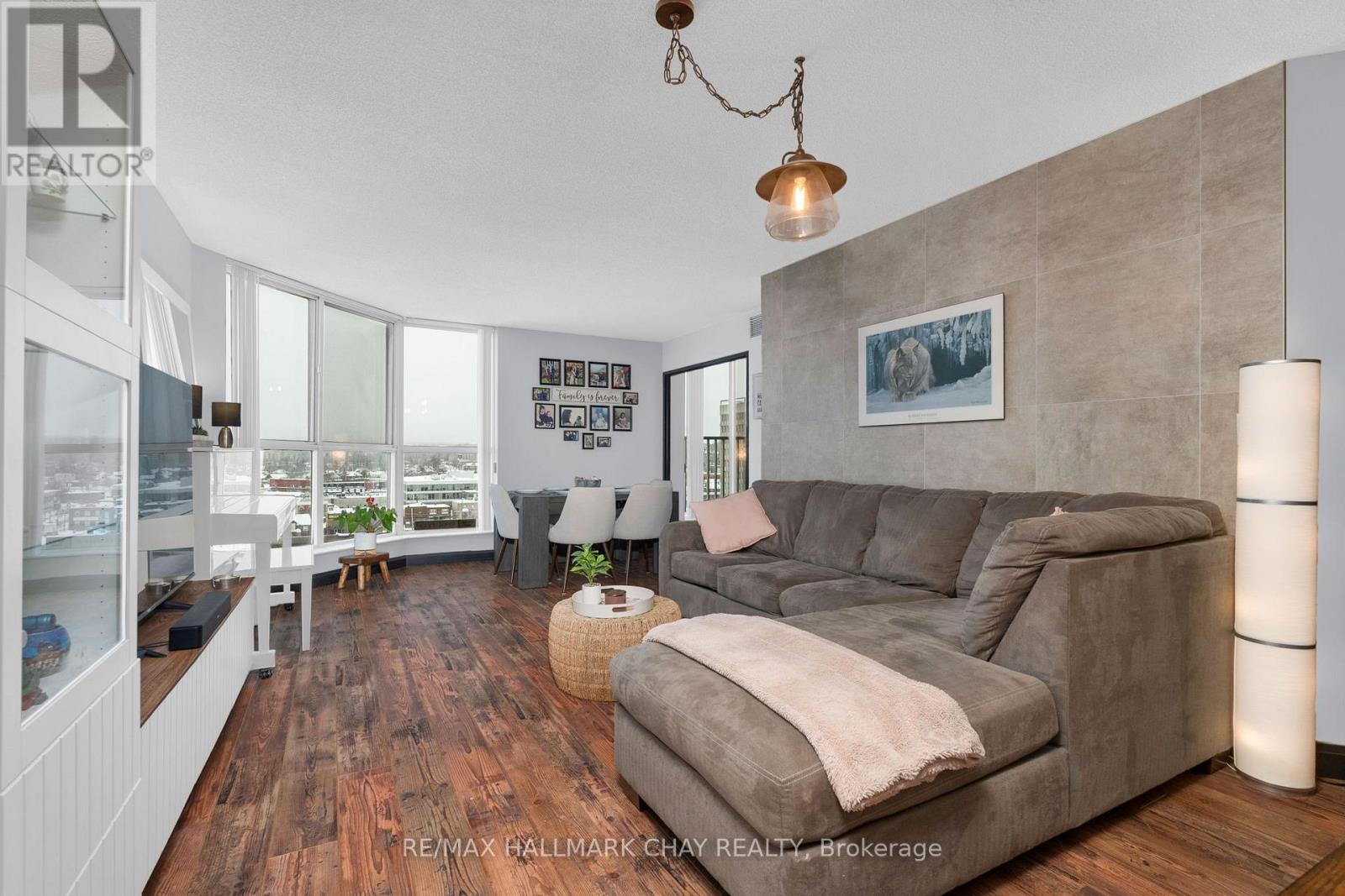 1003 - 140 Dunlop Street E, Barrie, Ontario  L4M 6H9 - Photo 7 - S13751624