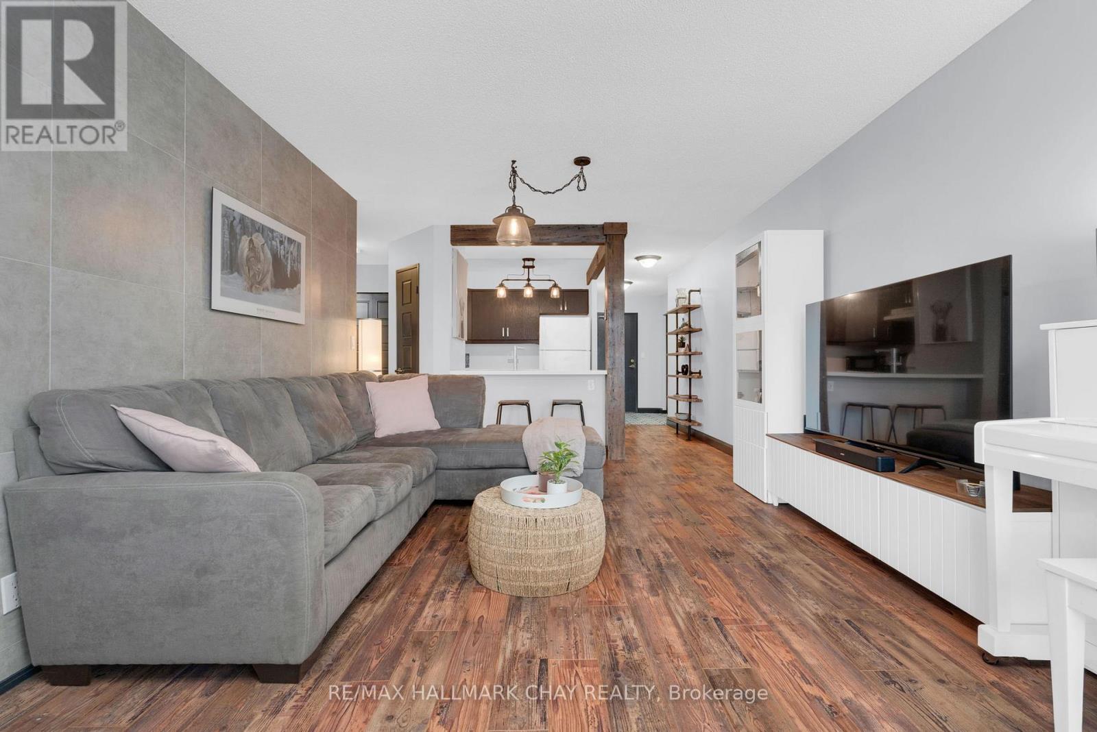 1003 - 140 Dunlop Street E, Barrie, Ontario  L4M 6H9 - Photo 8 - S13751624