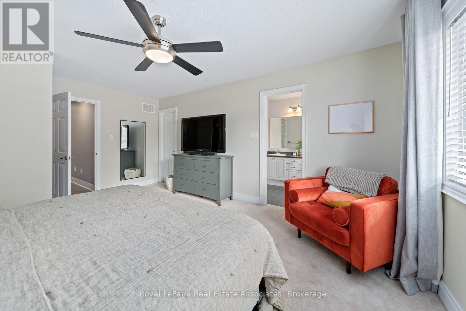 8 Duffel Crescent, Halton Hills, Ontario L7G 0H7 - Photo 19 - W13751608