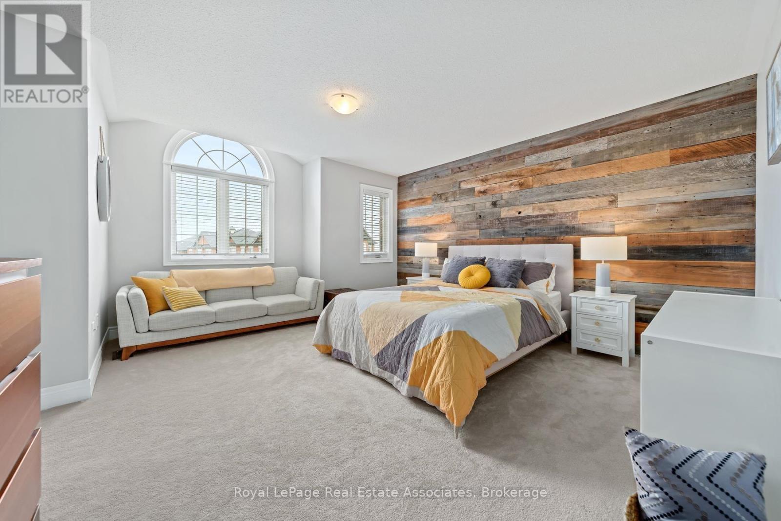 8 Duffel Crescent, Halton Hills, Ontario L7G 0H7 - Photo 22 - W13751608