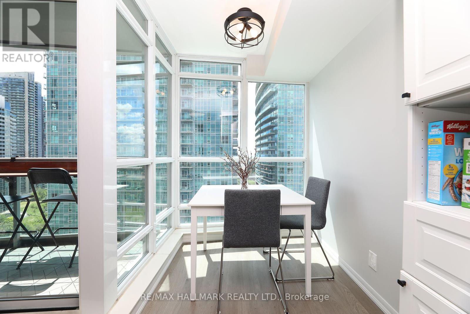 1810 - 185 Legion Road N, Toronto, Ontario M8Y 0A1 - Photo 15 - W13751630