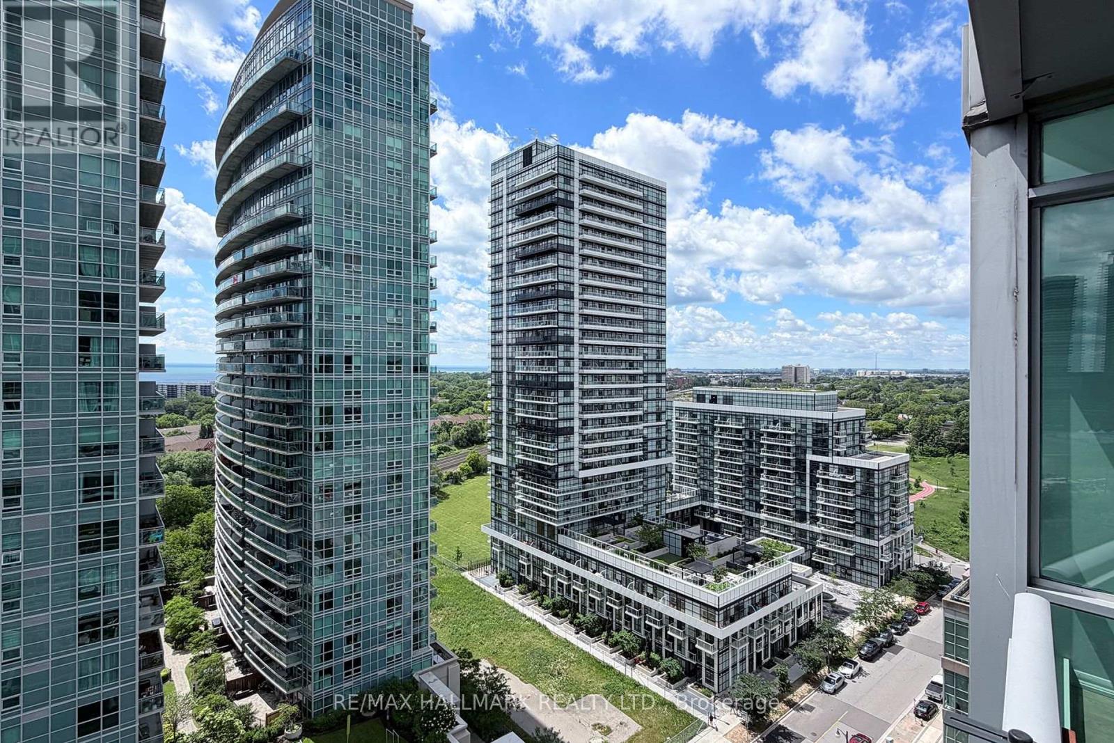 1810 - 185 Legion Road N, Toronto, Ontario M8Y 0A1 - Photo 19 - W13751630