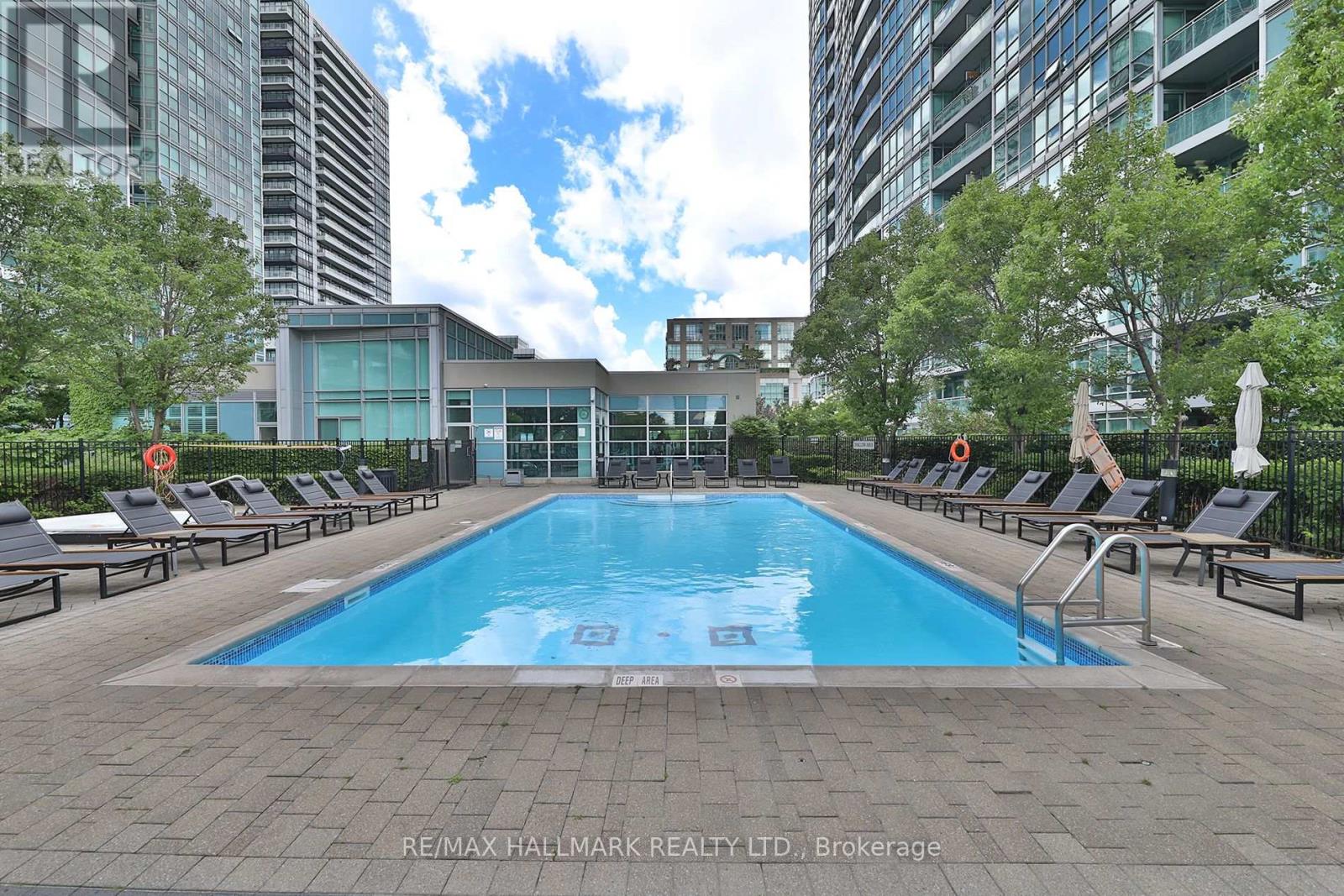 1810 - 185 Legion Road N, Toronto, Ontario M8Y 0A1 - Photo 21 - W13751630