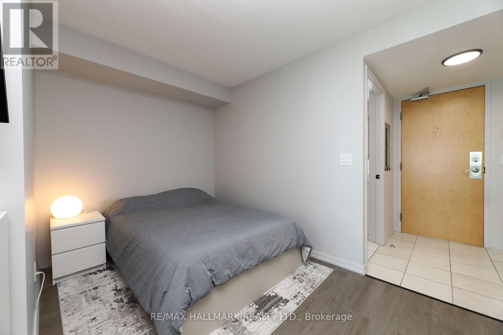 1810 - 185 Legion Road N, Toronto, Ontario M8Y 0A1 - Photo 6 - W13751630