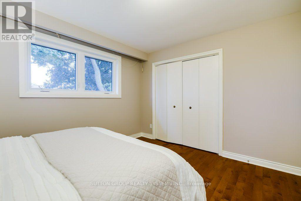 93 Poplar Heights Drive, Toronto, Ontario M9A 4Z3 - Photo 33 - W13751660