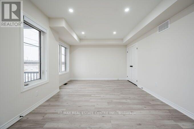 18 Vestry Way, Brampton, Ontario  L6P 4N8 - Photo 10 - W13751690
